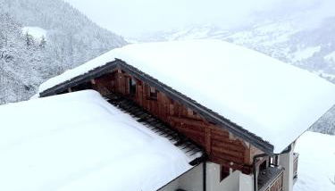 Luxury Megève Chalet, sleeps 8 with Mountain Views and Jacuzzi - Foto 3
