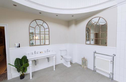 Cornhill Castle - Photo 5