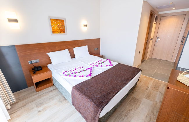 Viking Express Otel - Photo 6