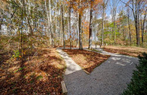 Hocking Hills Lake Gem with Hot Tub, Dock, 100 Acres - Foto 40