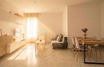 Spacious 2-Bedroom Apartment - Walk to Isla Mágica - AC - Premium Bed - Foto 2