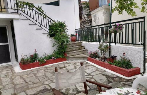 Maria's traditional house - Photo 15