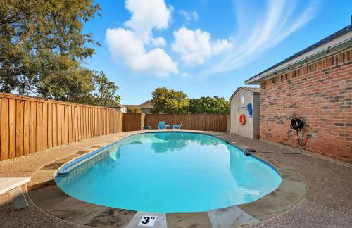 Parisian-Inspired 5-BD w Pool Playground Cinema - Foto 50