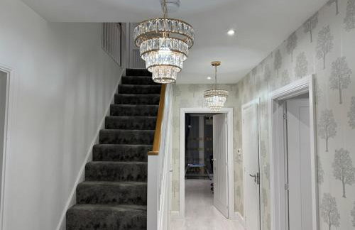 5 Bedroom Luxury Home, Aylesbury - London - Foto 11