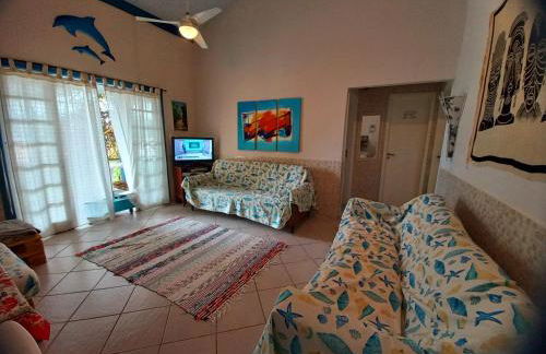 Casa a 50m praia da Pinheira configuravel de 1 ate 8 pessoas - Foto 2