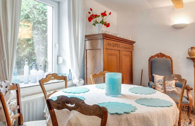 Enticing Holiday Home in Viroinval near Forest - Foto 25