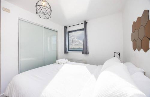 Stunning 2 Bed Flat With City Views - Foto 8
