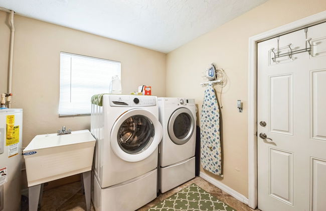 Comfy Home W/ Heated Pool Near Siesta Key Beach 2 Bedroom Home - Foto 32