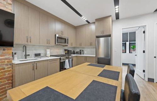 Luxury Brand New 3BED Gem 20 Minutes to NYC - Photo 11