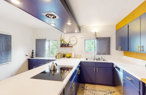 Riverfront Escape - Photo 13