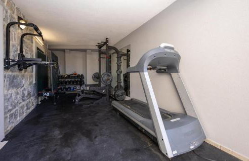 Lovely Home In Ostrvica - Photo 47