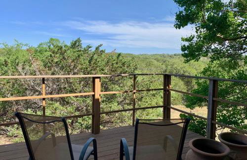 Scenic Hill Country Retreat - Rhino Ranch - Photo 31