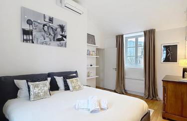 So Guest- Pépite de charme proche cathédrale, climatisation Parking - Foto 14