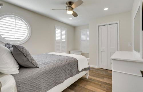 Renovated Family Home on Providence River! - Foto 18