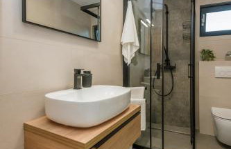 LuxStay Apartments APT3 - Private Parking, Terrace - Foto 2