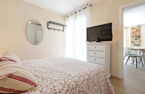 beach and pool - Photo 10