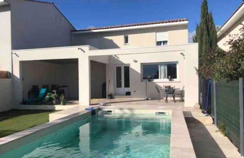 Villa f5 with pool close to beach and amenities - Foto 1