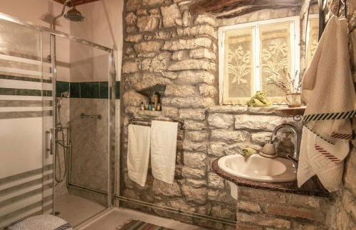 ELEONAS Othoni - Foto 24