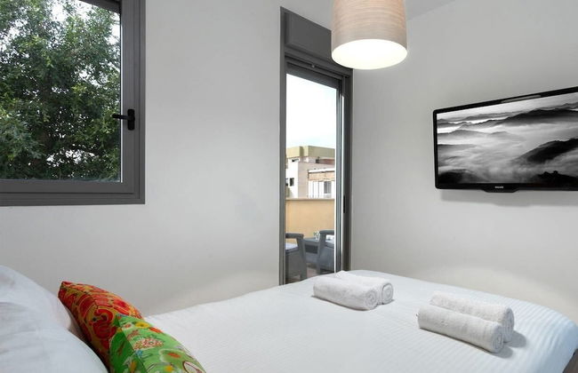 Adorable 2BR near Shenkin by HolyGuest - Photo 2