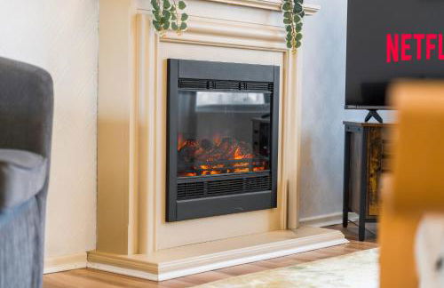 Spacious White House with parking, garden, Wi-Fi - Photo 11