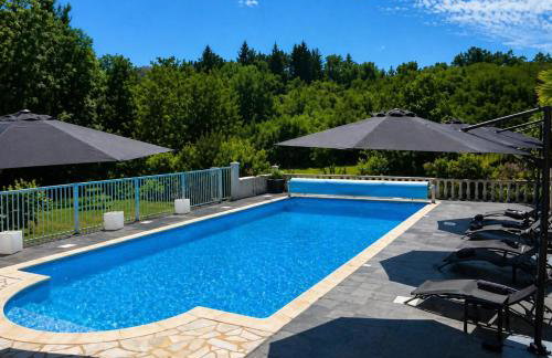 La biche au bois piscine chauffee jacuzzi - Photo 4