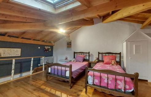 2 Bedroom Awesome Home In Bas-En-Basset - Foto 20