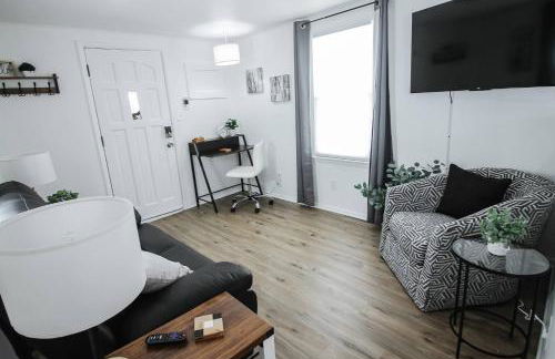 Central Location with In Home Washer and Dryer - Foto 11