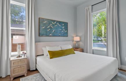 Brand New Low-Allergen Retreat with Hot Tub - Foto 27