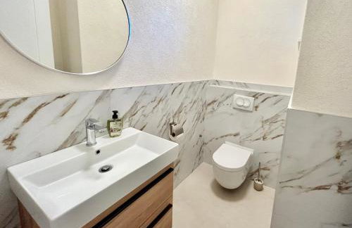 Villa Runčika Luxury Apartment - Photo 20