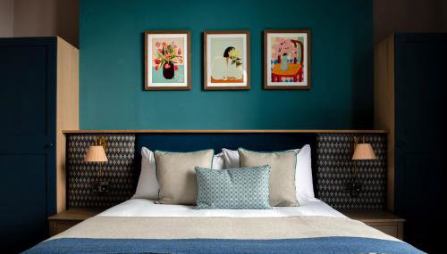 Round House Apartments - Photo 1
