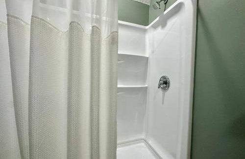 Romantic King Bed, Heart Shaped Hot Tub, Fire Pit - Foto 29