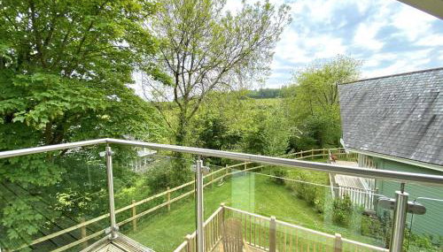 Trewhiddle Retreat V11 by Together Travel - Luxury 4-Bedroom Villa - Foto 1