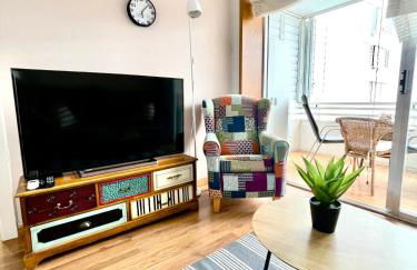 LA MER BLEUE, Boutique Apartament with free parking, full equipped in Fenals Beach - Foto 14