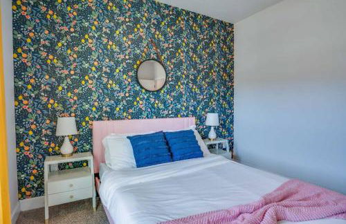 Citrus Cottage: Comfy - Hwy 10 - Peaceful Retreat - Foto 32