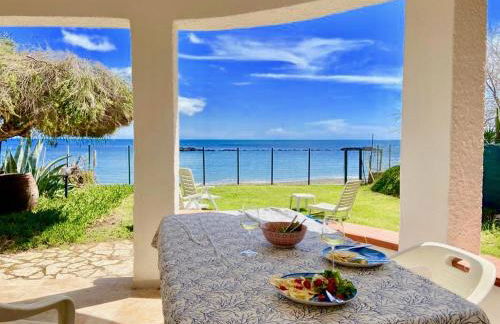 Paradise Beachfront Villa, Porto Columbu, Sardinia - Foto 6