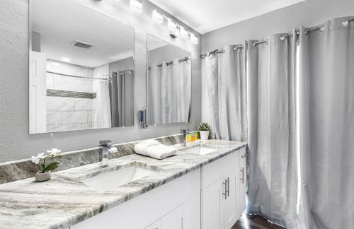 Pool Hot Tub Massage Chair Free EV Charger 5 Mins to Beaches! - Foto 43