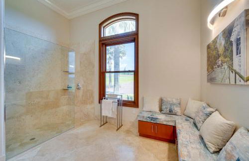 Groveland Home with Pool Luxurious Lakefront Oasis! - Foto 17