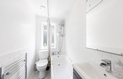 Modern 2-Bedroom Home in Bromley - Foto 11