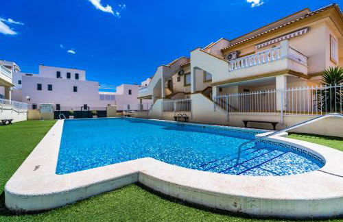 Exclusive Penthouse - Big Balcony & Private Garden - Foto 7