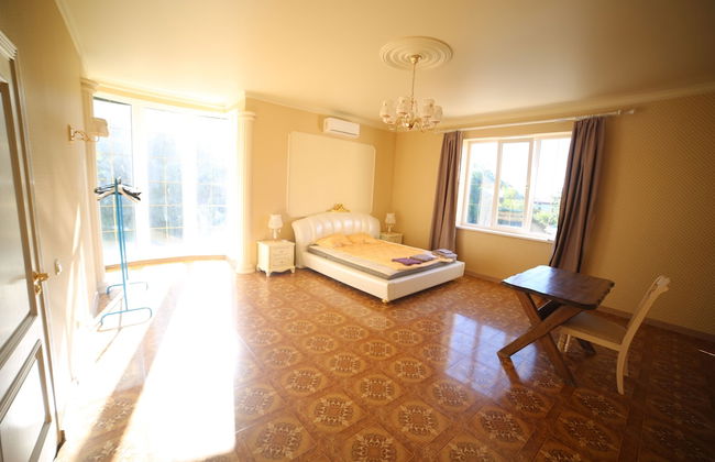 Zemlyanichnaya nomer 1 - Photo 17