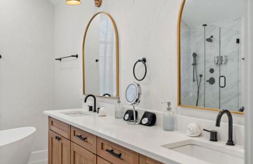 Heated Pool PoolTable HotTub Sleeps 16 Renovated - Foto 22