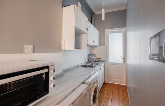 Rustic Stone Flat 5 min to Taksim Square - Photo 4