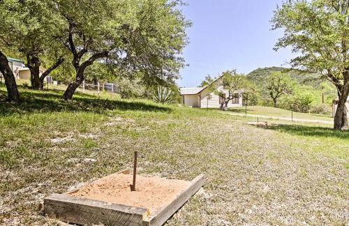 Cozy Medina Cottages with Patio and Mountain Views! - Foto 31