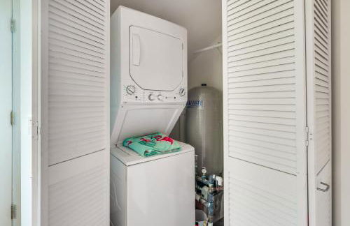 Island Retreat on Pistakee Lake Deck and Gas Grill! - Photo 18