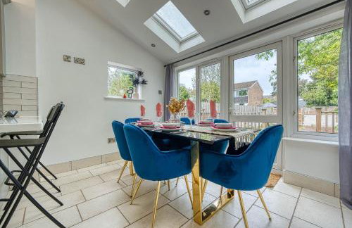 Spacious House in Nottingham - Sleeps 16 - Foto 8