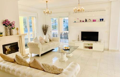 Villa Lissa Luxe - Photo 10