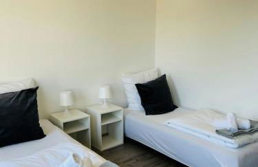 Spacious Apartment for 6 - Photo 2