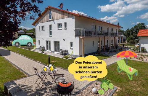 Holledau-Apartments - FeWo bis 5 Pers - getrennte Betten möglich - Vollausstattung - 24h Checkin - wöchentl Reinigung u Wäschewechsel - Waschmaschine u Trockner - WLAN - Minibar - XXL Parkplätze - Garten - ruhige Lage - Foto 2
