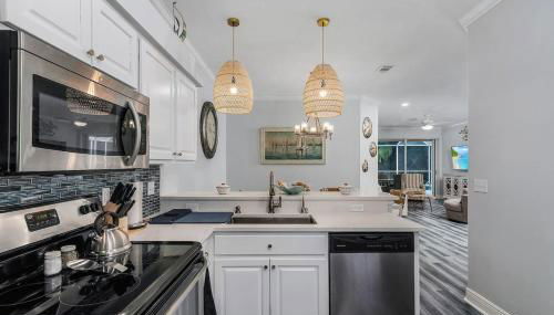 Blue Bayou Oasis Luxury Pool home and Sunshine - Foto 5