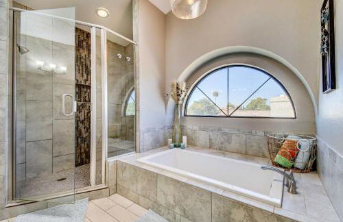 Poolside Backyard Oasis! Scottsdale Family Retreat - Foto 20